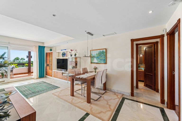 Duplex Penthouse for sale in Aloha Mirasierra