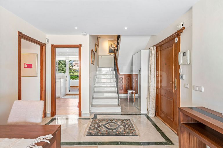 Duplex Penthouse for sale in Aloha Mirasierra