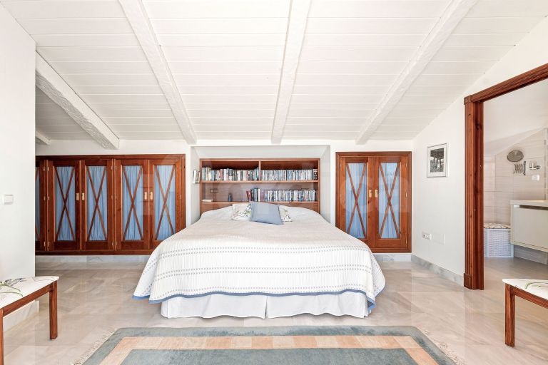 Duplex Penthouse for sale in Aloha Mirasierra