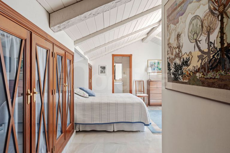 Duplex Penthouse for sale in Aloha Mirasierra