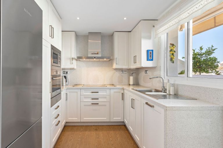 Duplex Penthouse for sale in Aloha Mirasierra