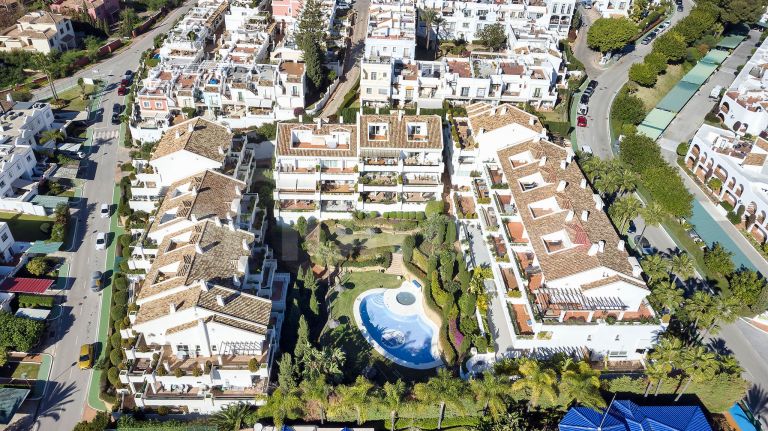 Duplex Penthouse for sale in Aloha Mirasierra