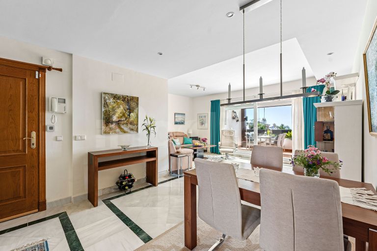 Duplex Penthouse for sale in Aloha Mirasierra