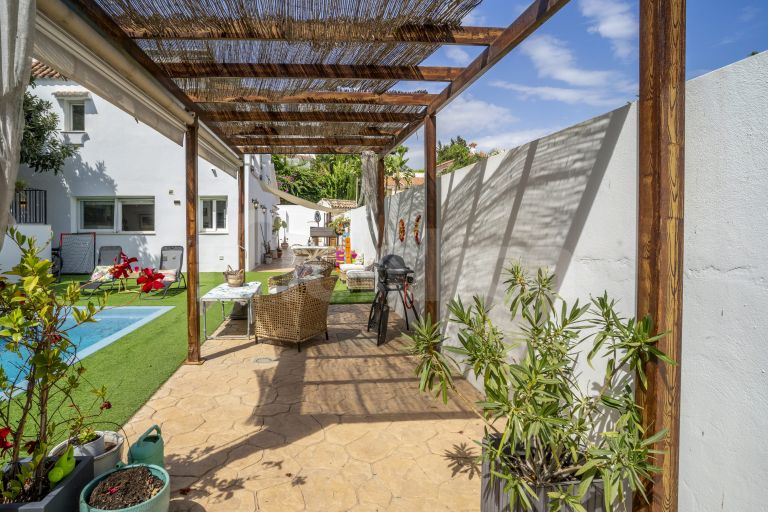 Villa for sale in La Campana