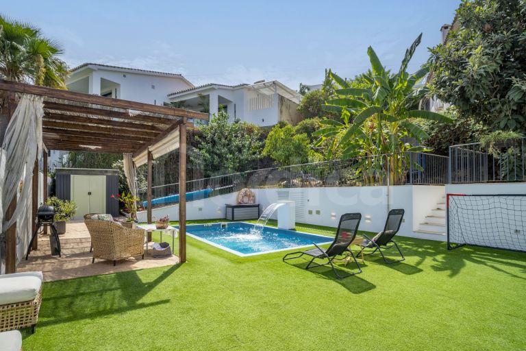 Villa for sale in La Campana