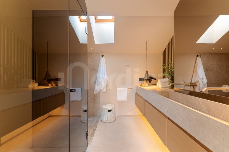 Penthouse for sale in Lomas del Rey