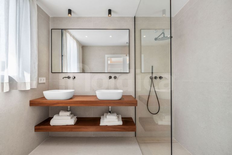 Town House for sale in Los Olivos