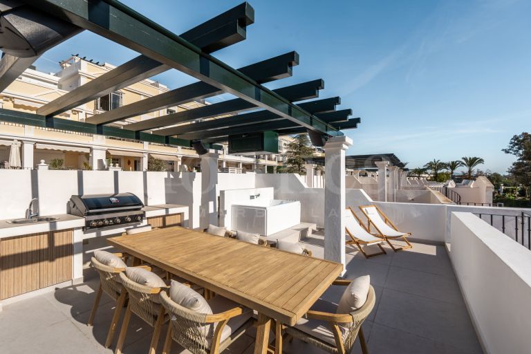 Ático Dúplex en Aloha Gardens