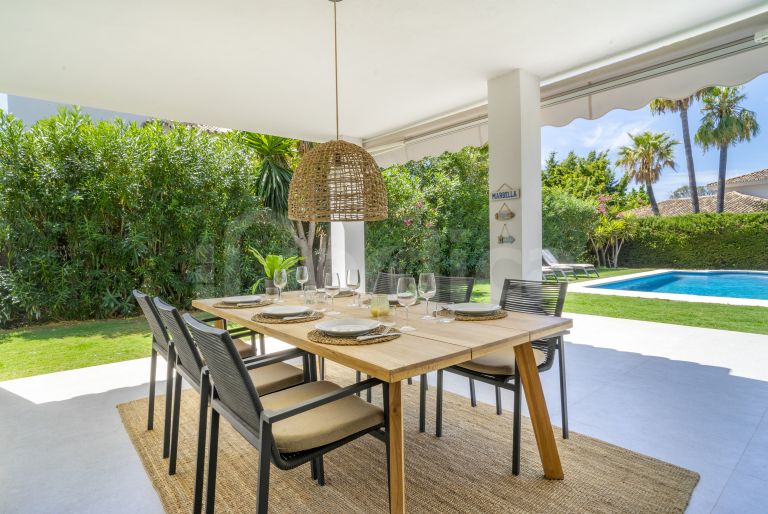 Villa for sale in Supermanzana H