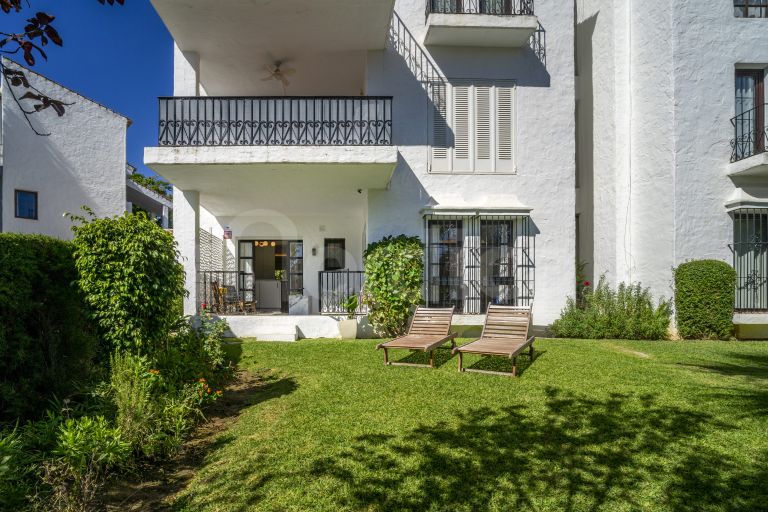 Ground Floor Apartment for sale in Las Cascadas