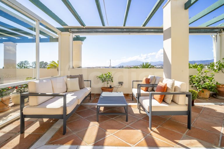 Penthouse for sale in Lorcrimar