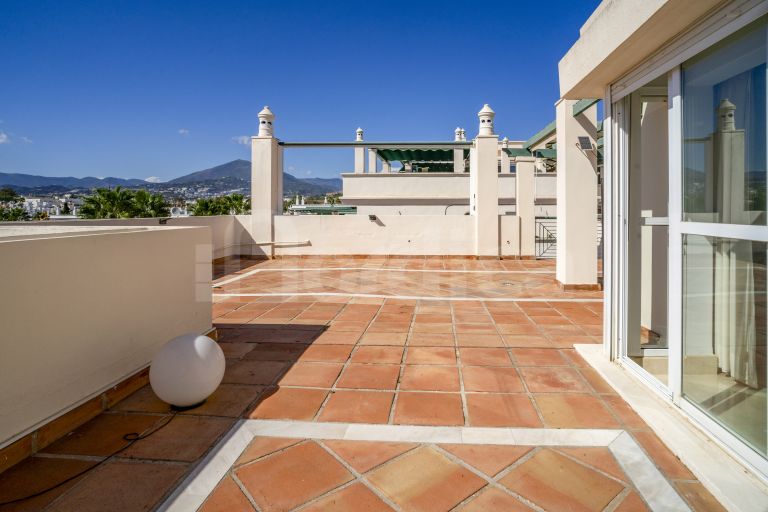 Penthouse for sale in Lorcrimar