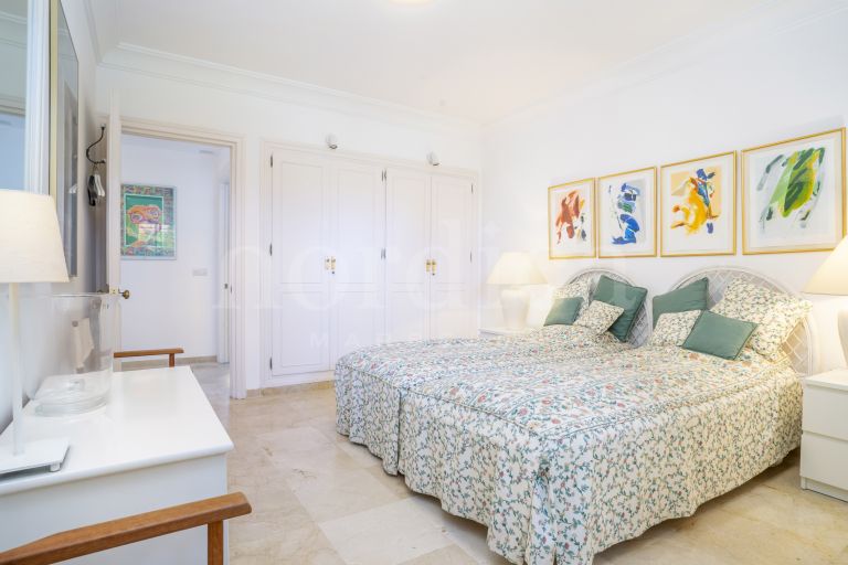 Apartment for sale in Guadalmina Alta