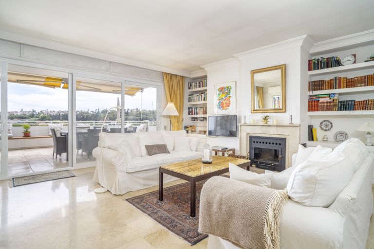 Apartment for sale in Guadalmina Alta