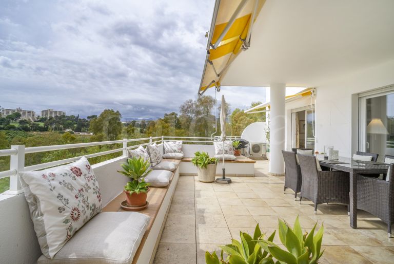 Apartment for sale in Guadalmina Alta