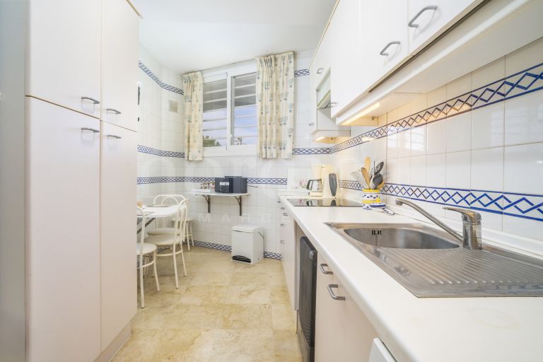 Apartment for sale in Guadalmina Alta