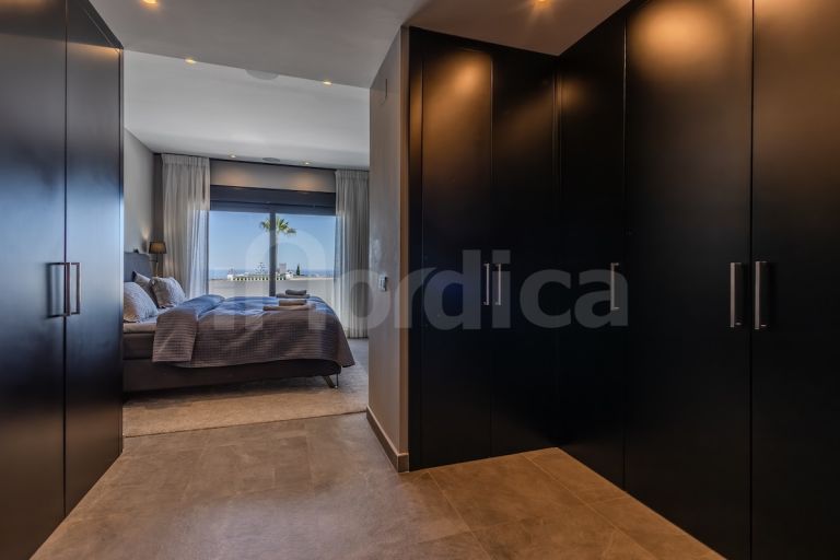 Town House for sale in La Colina