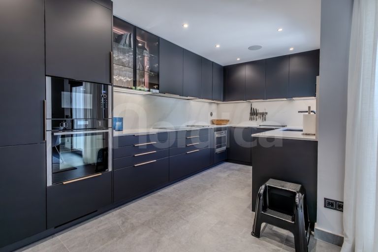 Town House for sale in La Colina