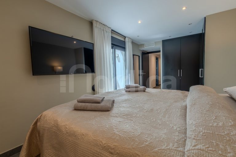 Town House for sale in La Colina