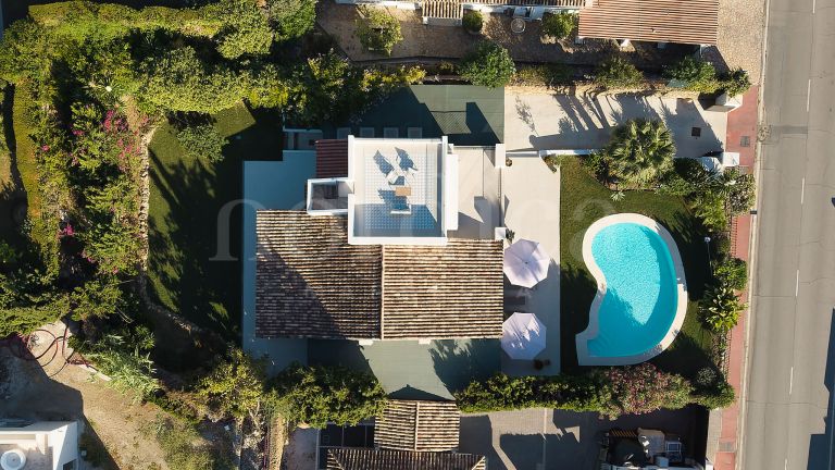 Wunderschöne Familienvilla nur wenige Schritte vom Los Naranjos Golfclub entfernt