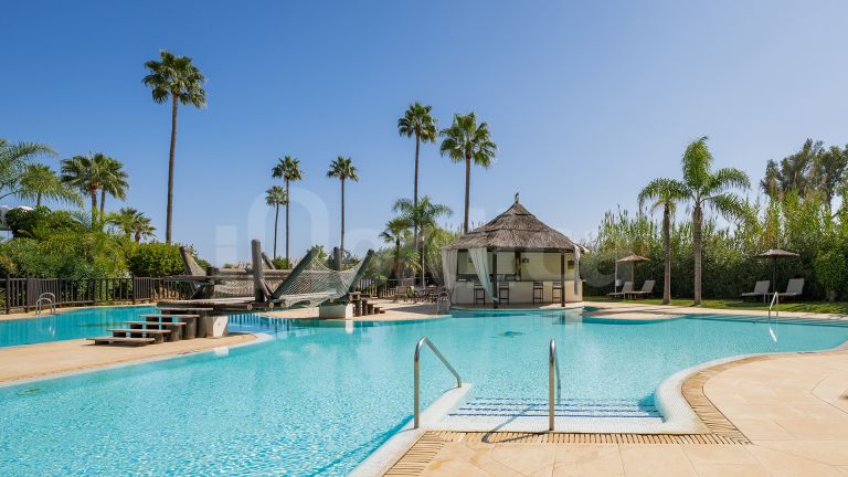 Ground Floor Apartment for sale in Bahía del Velerín