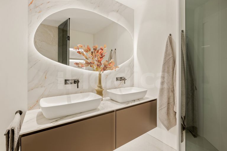 Ground Floor Apartment for sale in Bahía del Velerín