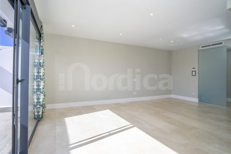 Duplex Penthouse for sale in Ocean Hills