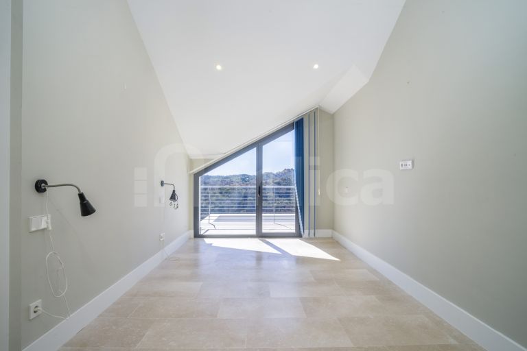 Duplex Penthouse for sale in Ocean Hills