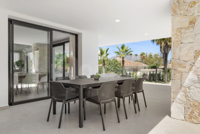 Villa en venta en Guadalmina Alta