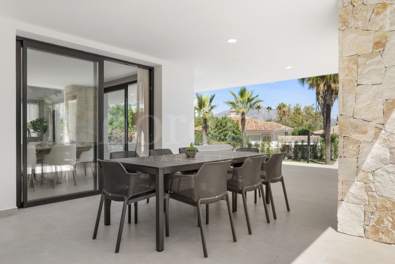 Villa en venta en Guadalmina Alta