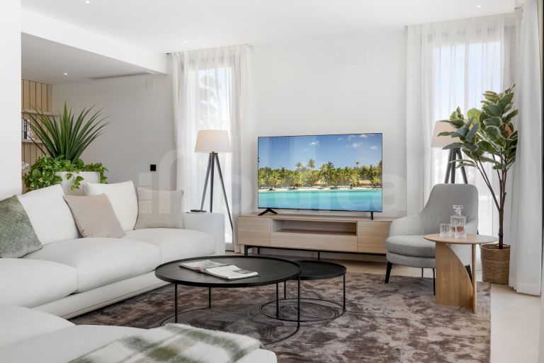 Villa en venta en Guadalmina Alta