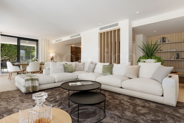 Villa en venta en Guadalmina Alta