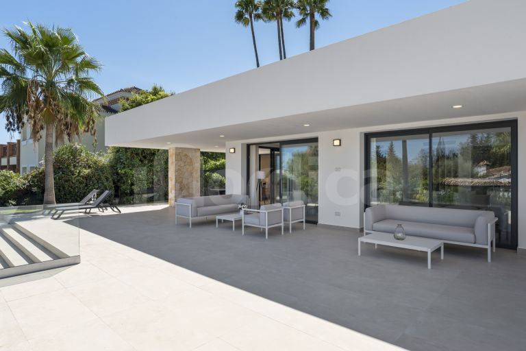 Villa en venta en Guadalmina Alta