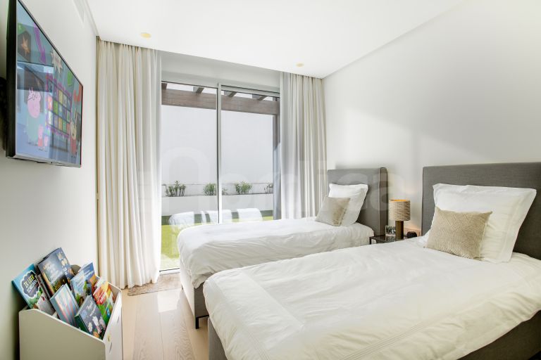 Lägenhet till salu i Marbella Hill Club