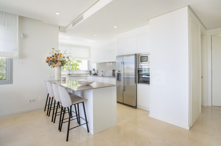 Lägenhet till salu i Marbella Hill Club