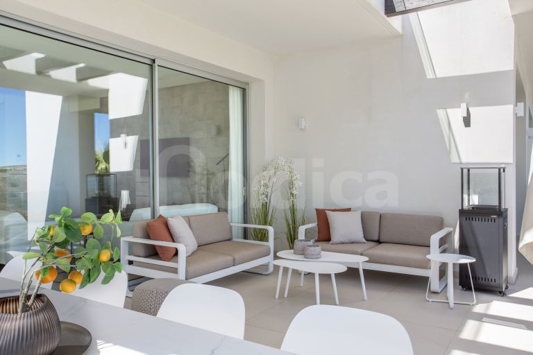 Lägenhet till salu i Marbella Hill Club