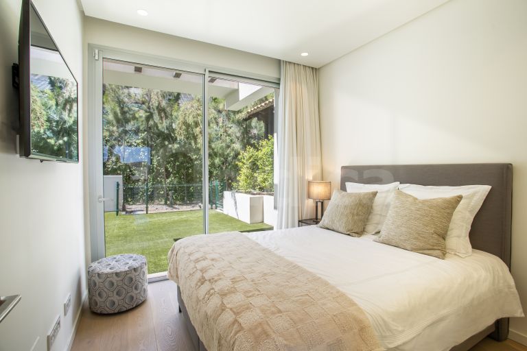 Lägenhet till salu i Marbella Hill Club