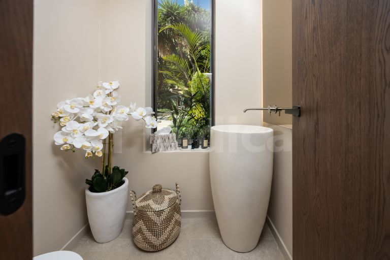 Villa for sale in Haza del Conde