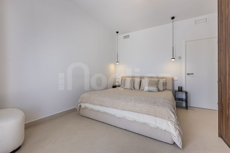 Apartment for sale in Jardines Colgantes