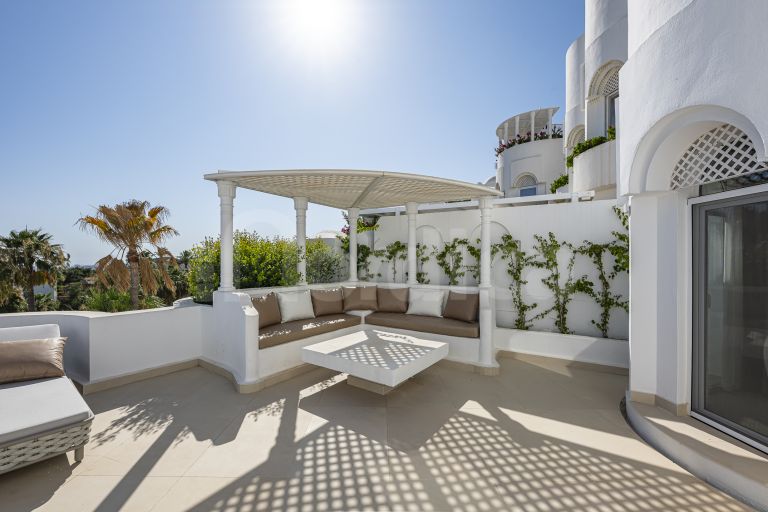 Apartment for sale in Jardines Colgantes