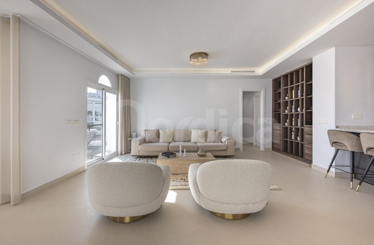 Apartment for sale in Jardines Colgantes