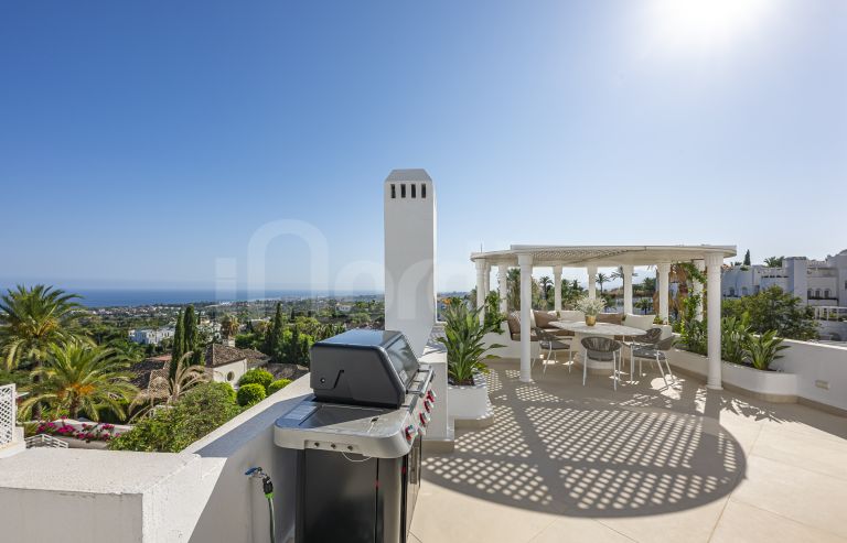 Apartment for sale in Jardines Colgantes