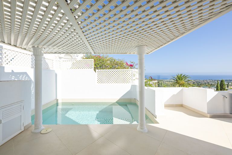 Apartment for sale in Jardines Colgantes