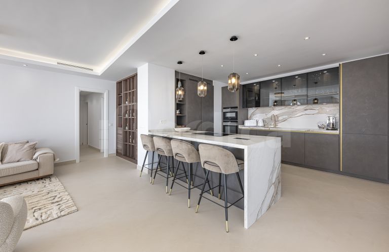 Apartment for sale in Jardines Colgantes