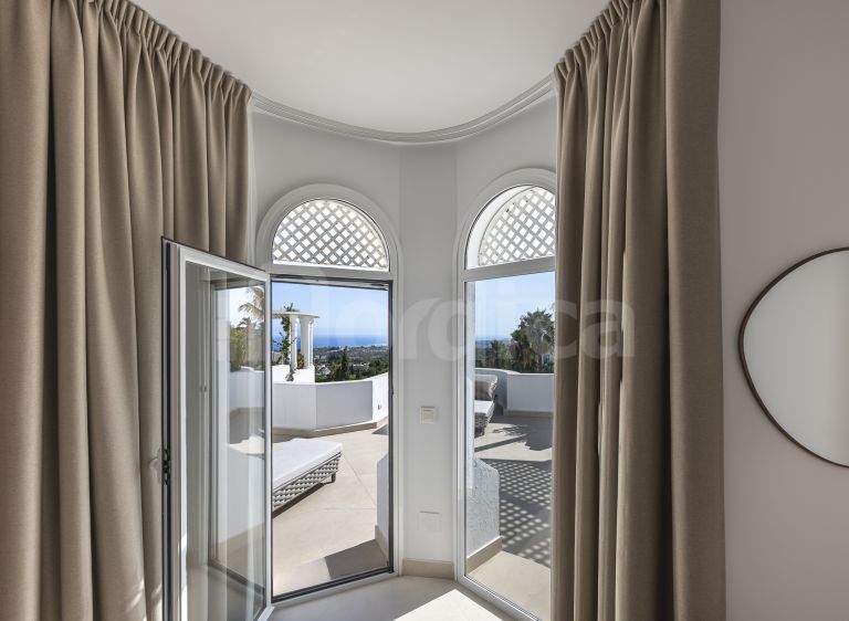 Apartment for sale in Jardines Colgantes