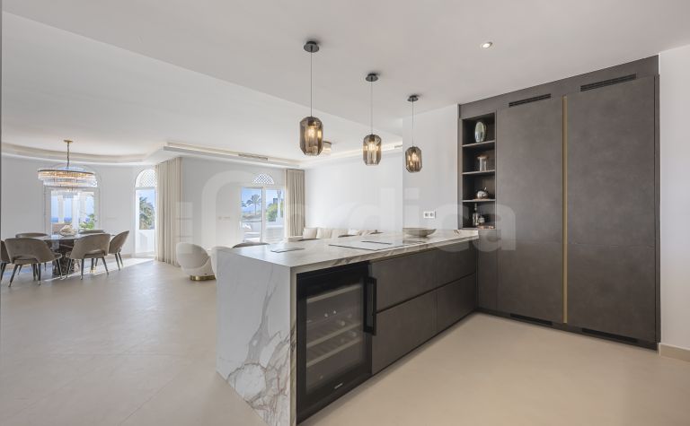 Apartment for sale in Jardines Colgantes