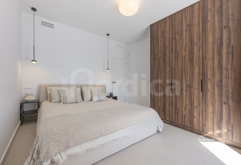 Apartment for sale in Jardines Colgantes