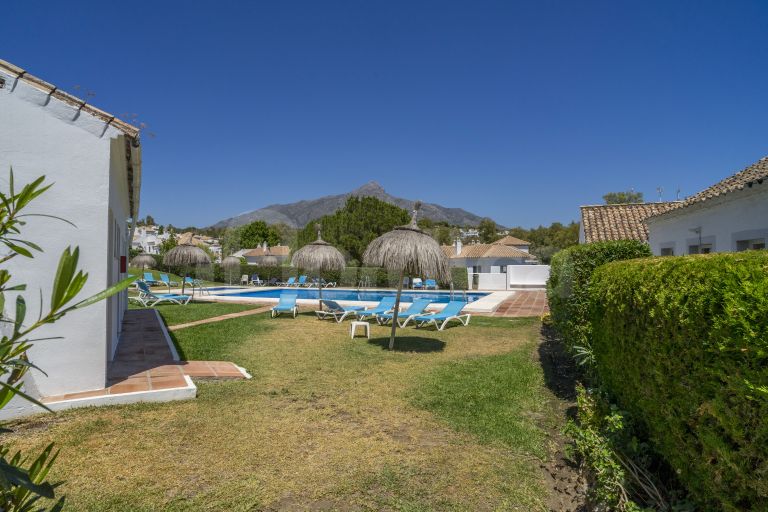 Town House for sale in El Naranjal