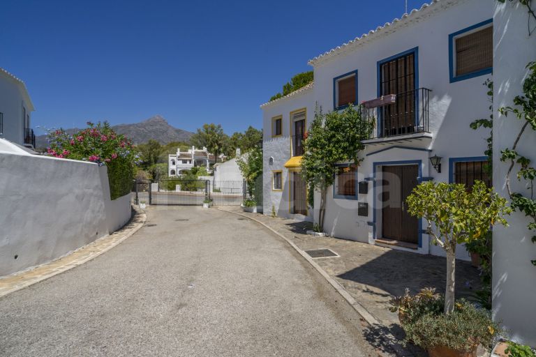 Town House for sale in El Naranjal