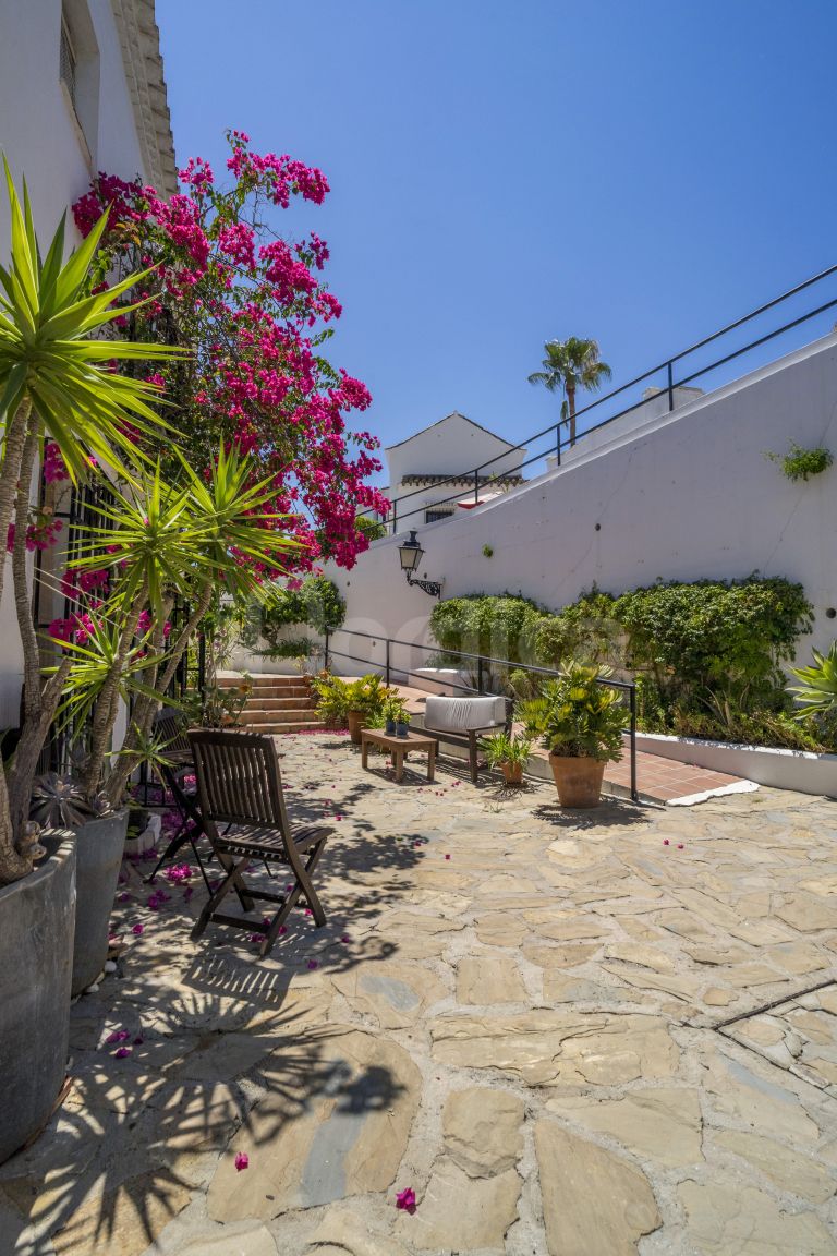 Town House for sale in El Naranjal